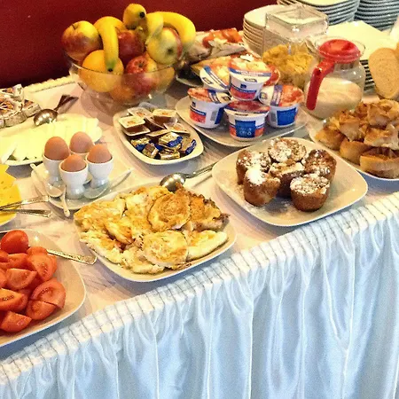 Monet Пловдив