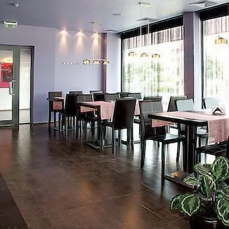 Monet 3* Пловдив