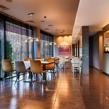 Hotel Monet 3*