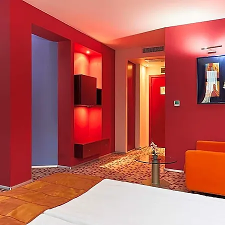 Monet 3* Пловдив